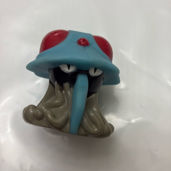 1999 Burger King Pokemon #73 Tentacruel with Pokeball - Picture 2 of 12